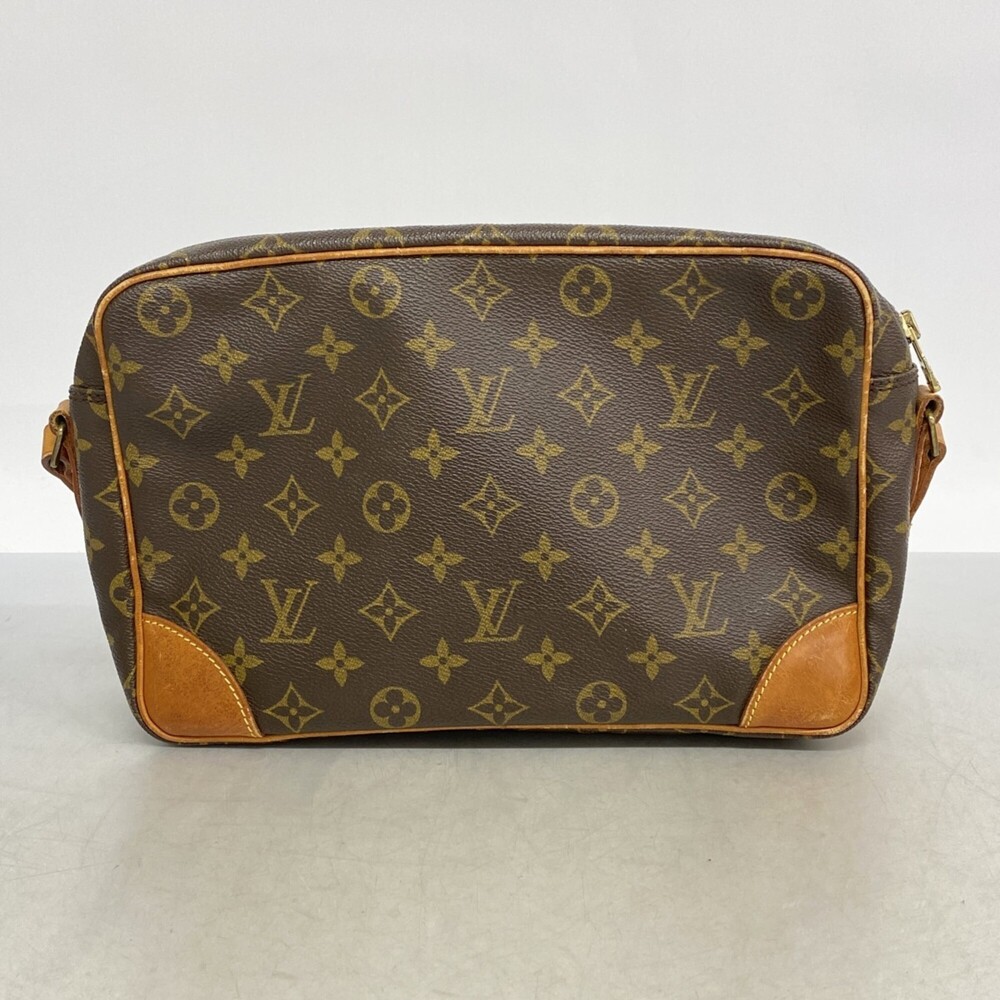 LOUIS VUITTON Brown Monogram Shoulder Bag - Picture 13 of 13